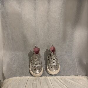 Wonder Nation Baby Girl Heart High Top Sneaker Size 4